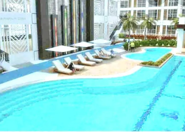 The Linear Makati Tower 1- With 1 Bedroom Bathroom Living N Kitchen The Rent Is 6 Days Minimum Apartment Manila