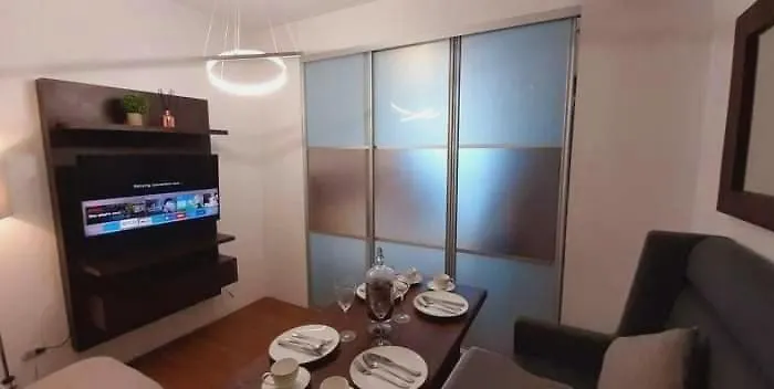 The Linear Makati Tower 1- With 1 Bedroom Bathroom Living N Kitchen The Rent Is 6 Days Minimum * Manila